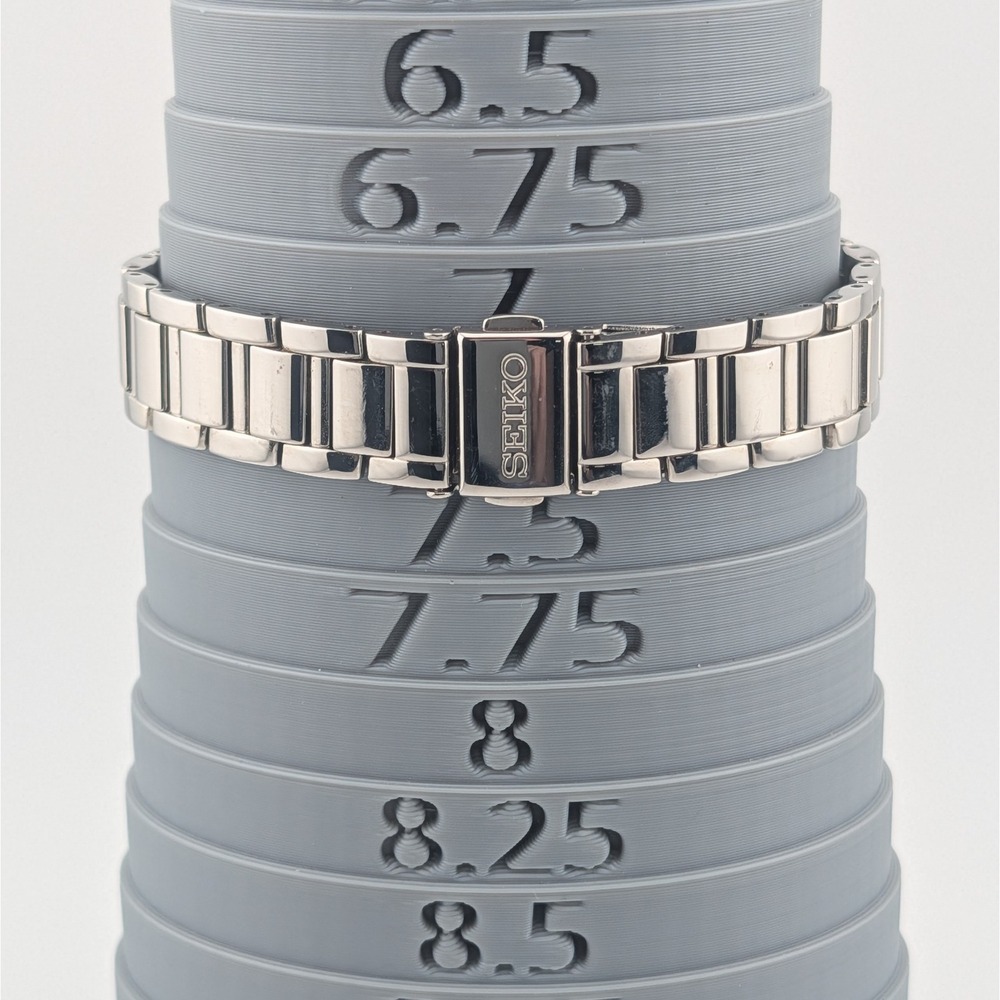 Seiko Solar V137-0BH0 Women's Watch Blue Guilloche Dial Date Stainless Steel Box - Picture 8 of 13